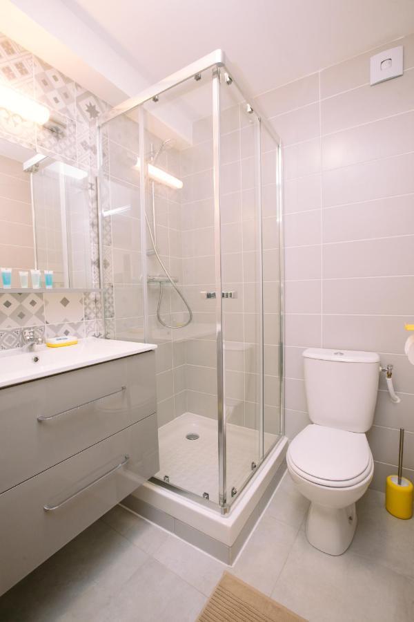 Duplex Avec Terrasse - Hyper-Centre De Toulon Apartment Екстериор снимка